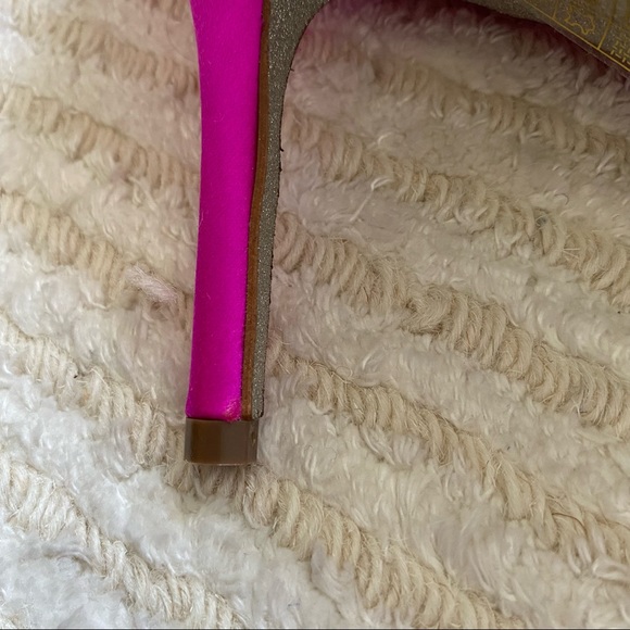 NWT J. Crew Elsie bright berry satin pumps - Picture 11 of 15